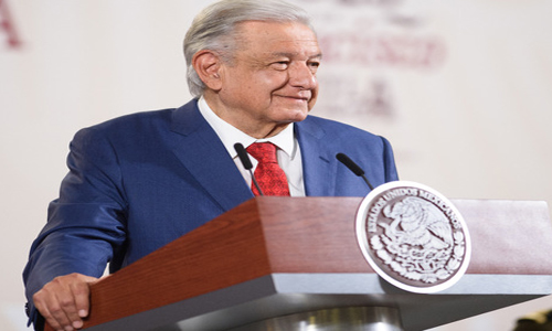 López Obrador anuncia aumento del 20 % del salario mínimo