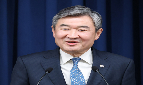 Ministro de Defensa surcoreano amenaza con atacar “cabeza y corazón” de Norcorea