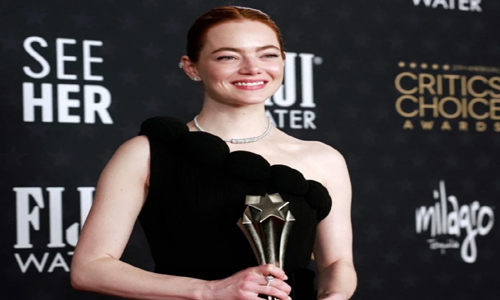 Emma Stone gana premio a mejor actriz de Critics Choice Awards