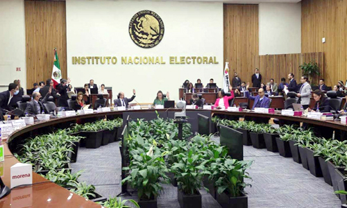 INE aprueba tres sedes para debates presidenciales