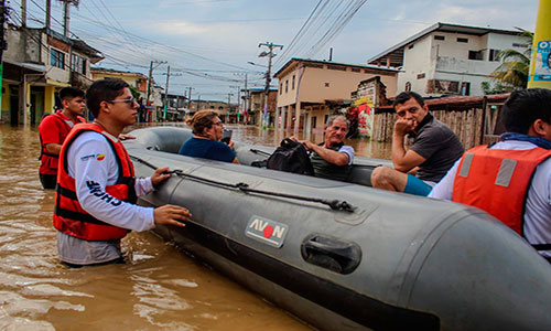 Seis muertos, inundaciones y casas destruidas por fuertes lluvias en Ecuador