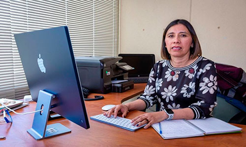 Nelly González analiza desarrollo de fármacos que puedan reducir secuelas de tratamientos contra el cáncer