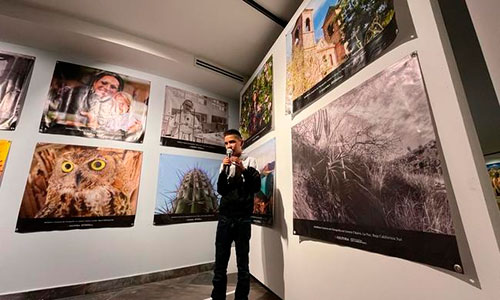 Semilleros Creativos reciben taller especializado por parte del fotógrafo Santiago Arau