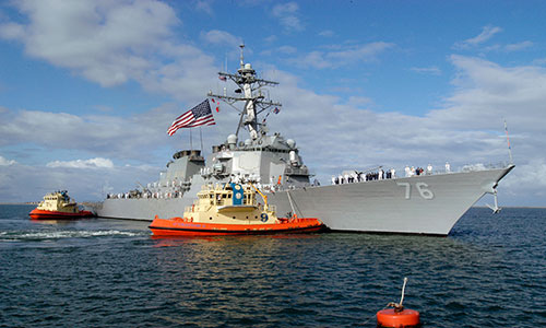 Destructor estadounidense llega a base naval de Jeju