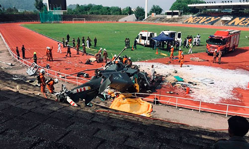 Choque de dos helicópteros militares en Malasia deja 10 muertos