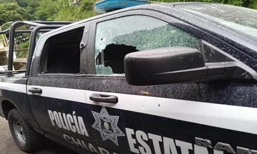 Hombres armados atacan comandancia de la Policía Estatal en Mezcalapa, Chiapas