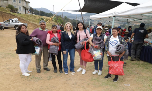 Huixquilucan y Fundación Na’Amat abrigan a familias vulnerables