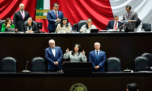 Morena busca blindar reformas constitucionales de AMLO de manera ilegal