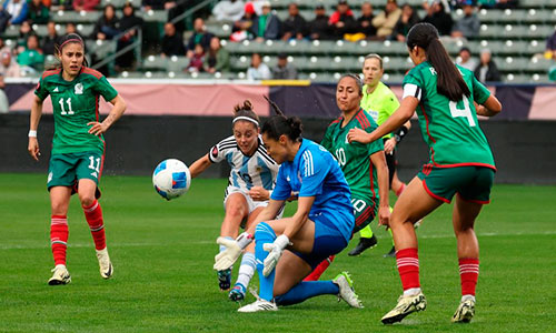 México empata en su debut en Copa Oro Femenil