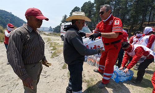 Entrega Cruz Roja Mexicana instrumentos a combatientes de incendios forestales en Tenango del Valle
