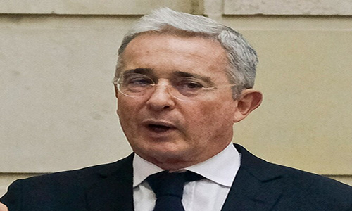 Fiscalía colombiana llevará a juicio a Álvaro Uribe