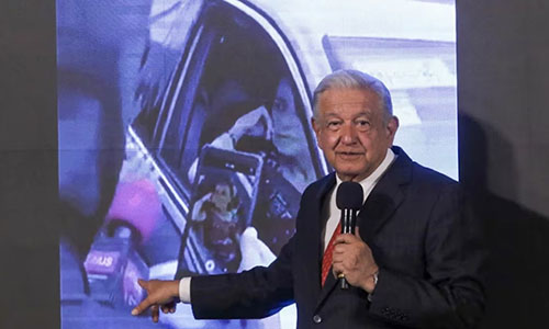 “Es probable que sea un montaje”: López Obrador tras abordaje de encapuchados a Sheinbaum