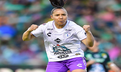 Charlyn Corral se convirtió en la máxima goleadora del Pachuca
