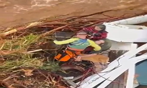 Rescates aéreos en medio de graves inundaciones en Brasil