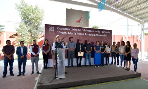 Chalco entrega dos  techumbres y una biblioteca