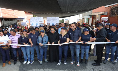 Entrega Huixquilucan repavimentación de avenida San Fernando y nueva cancha deportiva