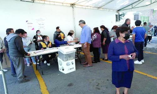 Formaliza Toluca convenio con IEEM para elecciones de autoridades auxiliares