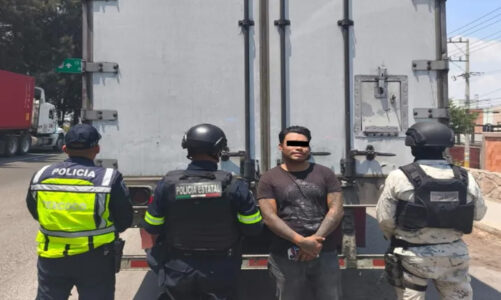 Lo detienen por trasladar caja seca con reporte de robo