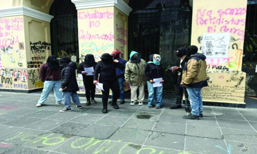 Enjambre Estudiantil UAEMéx exige gratuidad y becas