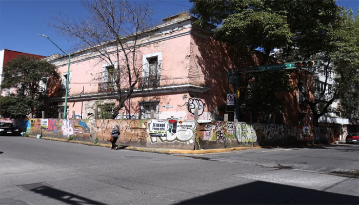 Busca Gobierno municipal solución conjunta para preservar inmueble histórico en Centro de Toluca