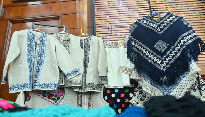 Promueven en Congreso Mexiquense artesanías de Edomex y Oaxaca