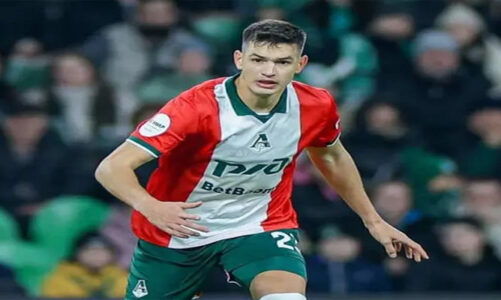 César Montes sale lesionado en juego de Lokomotiv