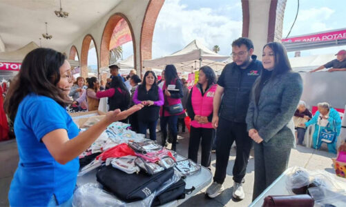Ivette Topete encabeza Jornada de Salud Integral y trenzatón en Amecameca