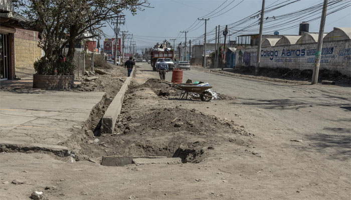 Avanza reconstrucción de la avenida Lombardo Toledano