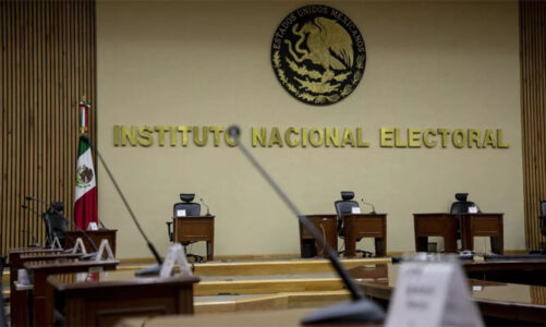 Consejeros salientes de INE piden cuidar autonomía del órgano