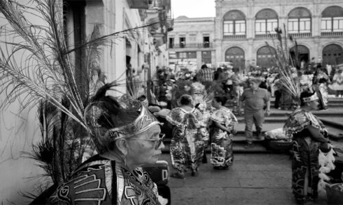 Realizan muestra de fotografía callejera hechas por mujeres