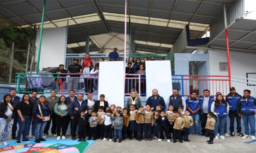 Mejora Huixquilucan dos escuelas más de educación básica