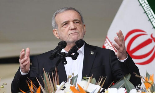 Presidente iraní dice estar dispuesto a sacrificar su vida por la nación