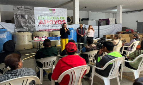 Ivette Topete entrego apoyos a bajo costo para familias de Amecameca