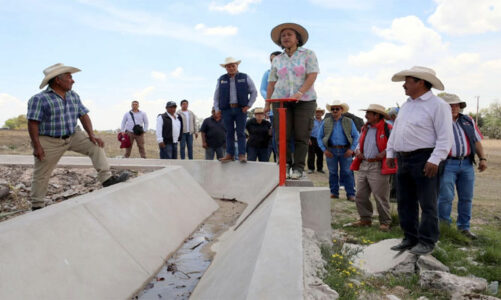 Supervisan obras para facilitar el acceso y almacenamiento de agua para uso agrícola en Aculco