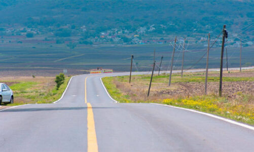 Rehabilitan carretera Chapa de Mota-El Quinte