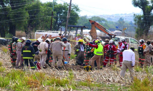 Colapsa huachitúnel en Edomex