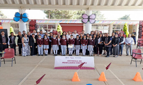 Estudiantes de San José del Rincón ahora cuentan con mejores escuelas