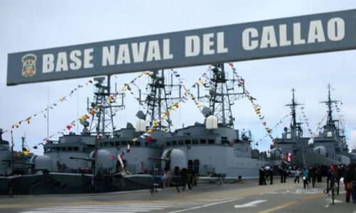 Perú aprueba deuda millonaria para modernizar base naval