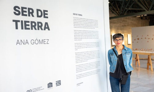 Ana Gómez explora la cerámica como técnica y forma de pensamiento