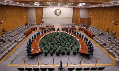 Compiten casi 21 mil candidaturas por 333 vacantes en Servicio Profesional Electoral Nacional: INE