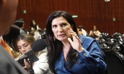 Kenia López pide prisión preventiva y congelar cuentas a Rocha Moya