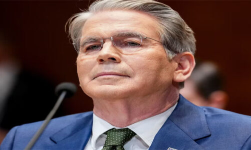 “Tenemos el control del estrecho de Ormuz”: Scott Bessent