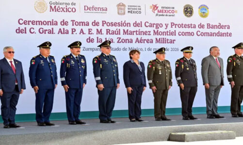 Delfina Gómez a toma de protesta de Comandantes en Zona Militar de Santa Lucía