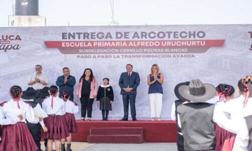Prioriza Ricardo Moreno educación escolar y entrega arcotechos