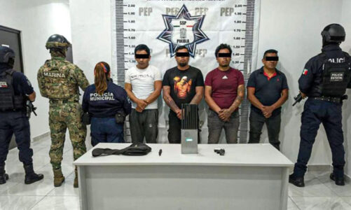 Detienen en Puebla a presuntos robacamiones