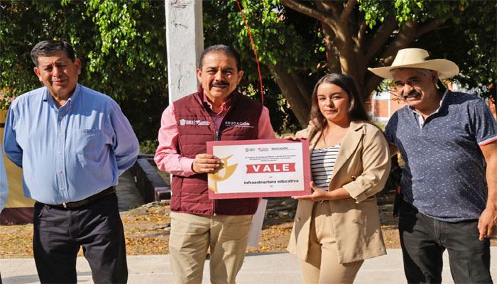 Edoméx rehabilita escuelas en la región sur