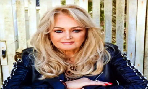 Bonnie Tyler despierta del coma inducido tras grave cirugía de emergencia