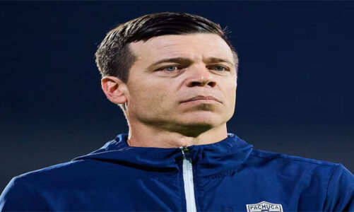 Pachuca anuncia salida de Esteban Solari