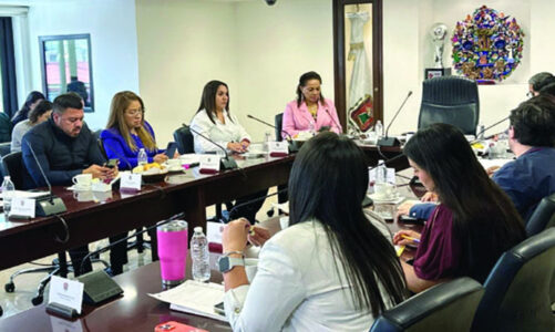Fernando Flores evita dar la cara en cabildo de Metepec