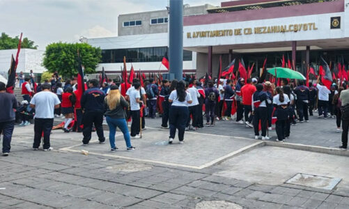 Neza colapsa otra vez